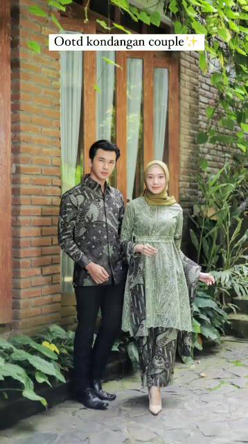 baju batik couple pasangan muda