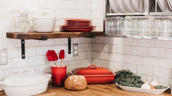 Kreasi Desain Kitchen Set Mini yang Inovatif untuk Memaksimalkan Ruang Dapur Anda