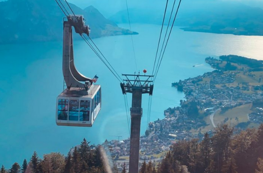 Keindahan Gunung Rigi